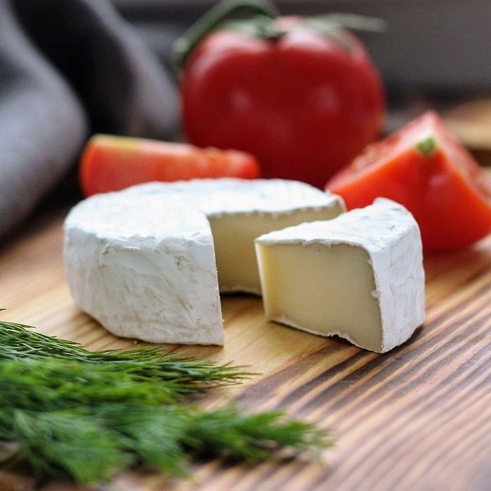 Сыр коровий Бри, ферма Сергея Остапова