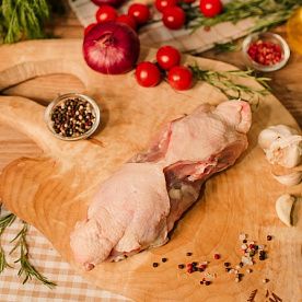 Спинки фермерского цыпленка