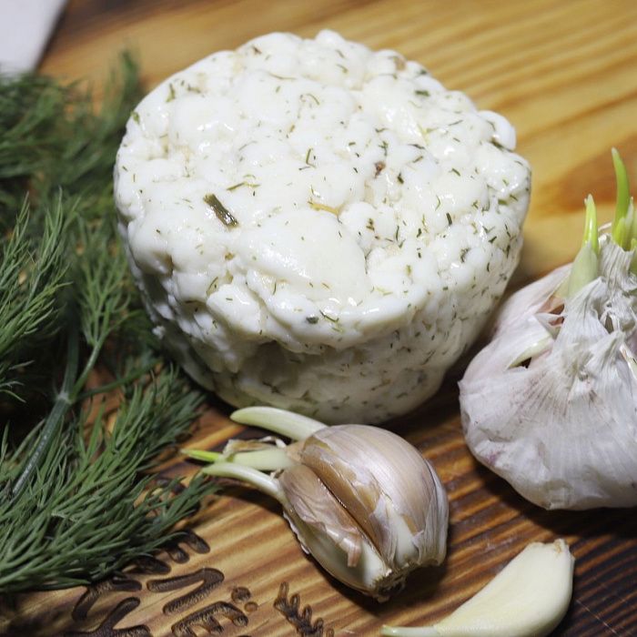 Сыр Козий "Домашний" с укропом и чесноком, Восточное Приладожье