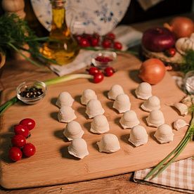 Пельмени со свининой и говядиной домашние