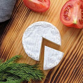 Сыр коровий Бри, ферма Сергея Остапова