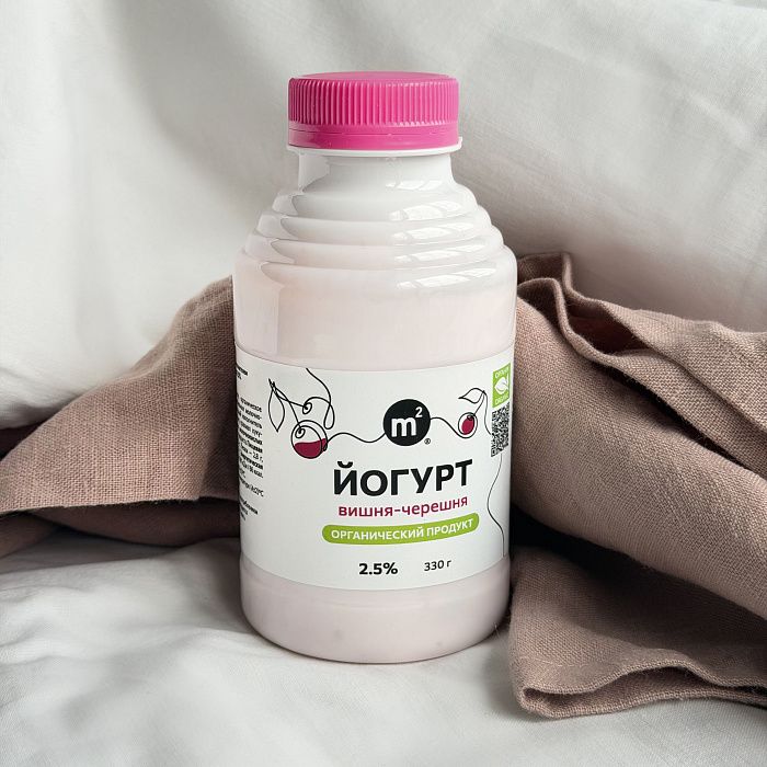Йогурт питьевой Вишня 2,5% ОРГАНИК, ферма М2
