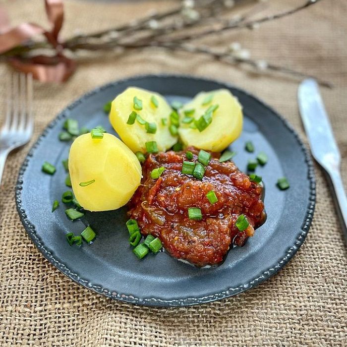 Баклажаны гриль в соусе, ферма Лебедь