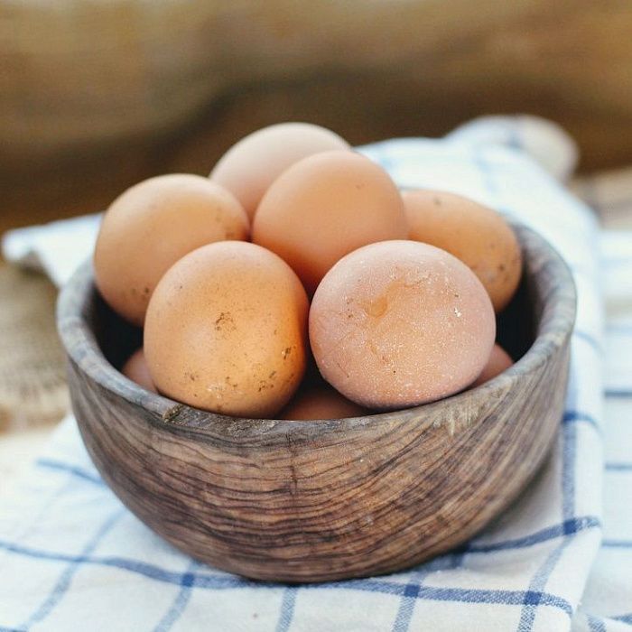 Куриные яйца, ферма Лебедь