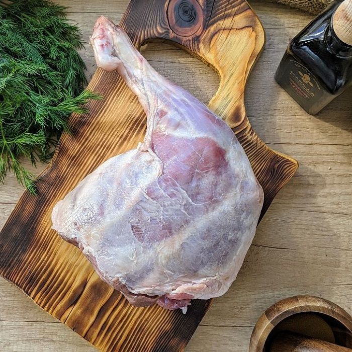 Баранина задняя нога, ферма Ильи Малахова